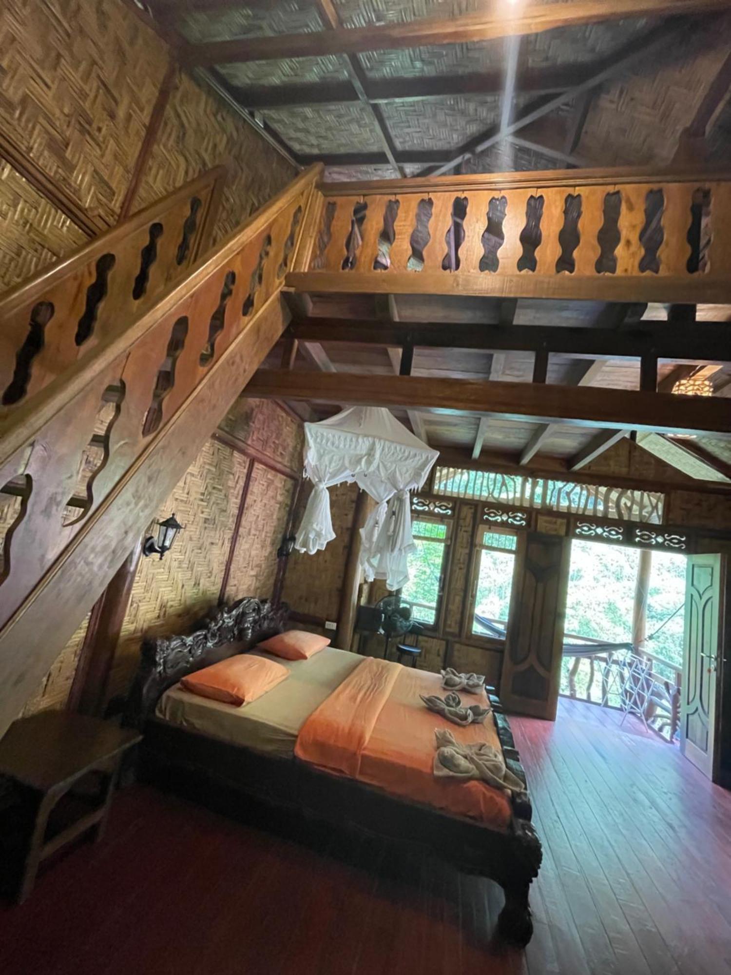 Kupu Kupu Garden Guest House & Cafe Bukit Lawang Ngoại thất bức ảnh