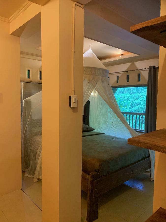 Kupu Kupu Garden Guest House & Cafe Bukit Lawang Ngoại thất bức ảnh